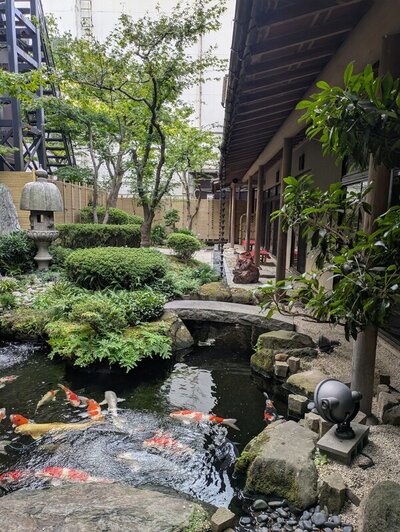  月岡温泉「湯あそび宿 曙」中庭